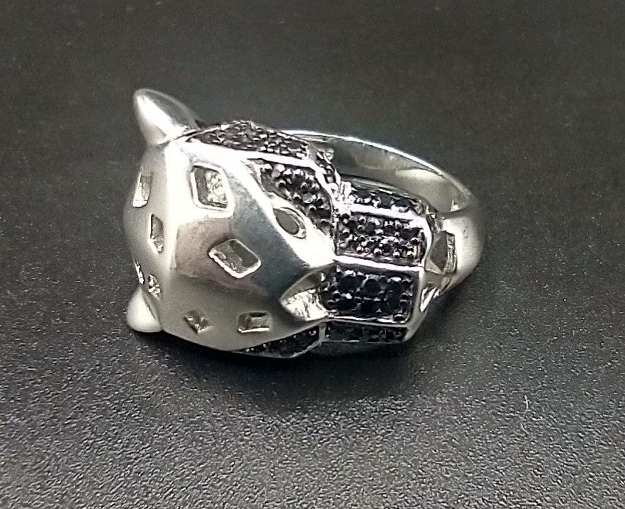 "BLACK PANTHER" 925 sterling silver/Onyx ring size 9. One of kind....$130.
