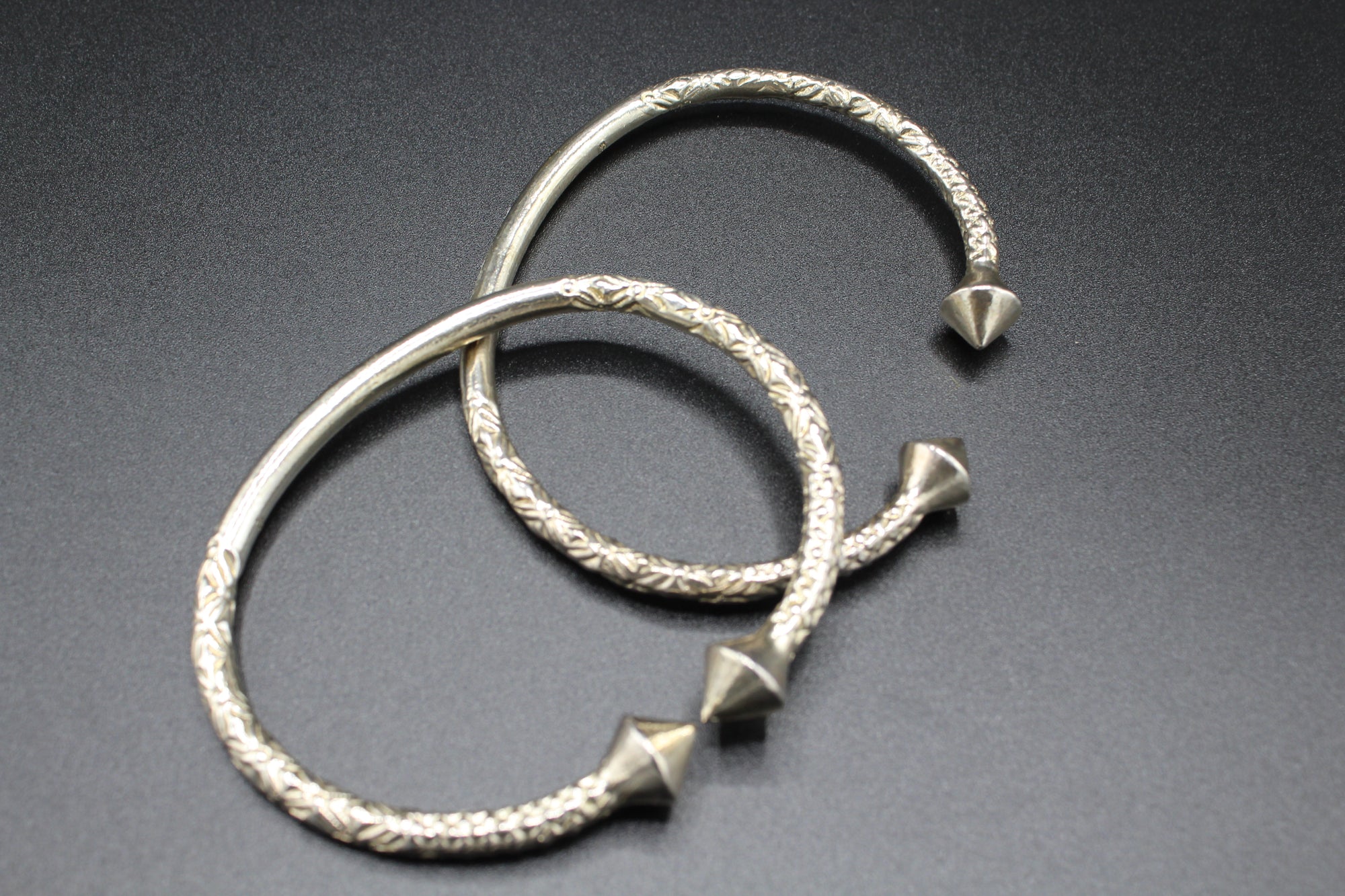 "POINTY BULBS 925 STERLING SILVER BANGLES